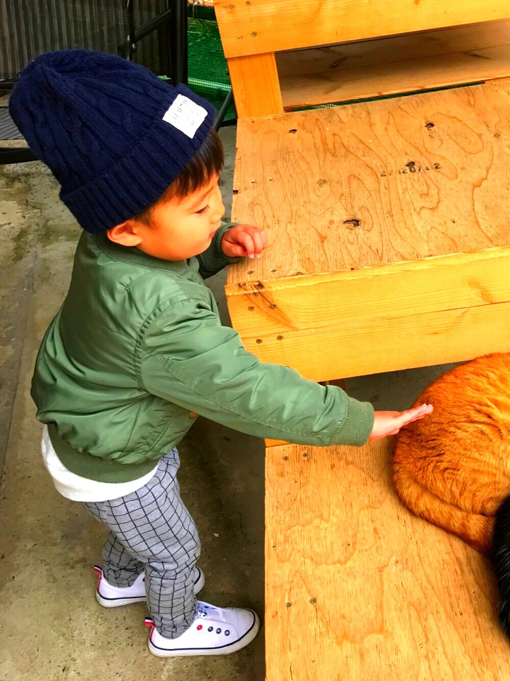 「カジュアル、3歳、kids、男の子」｜「H&Mのアイテム（ブルゾン、グリーン系）」を使った、Nao さん（レディース・167cm）の春コーディネートの1枚目の写真