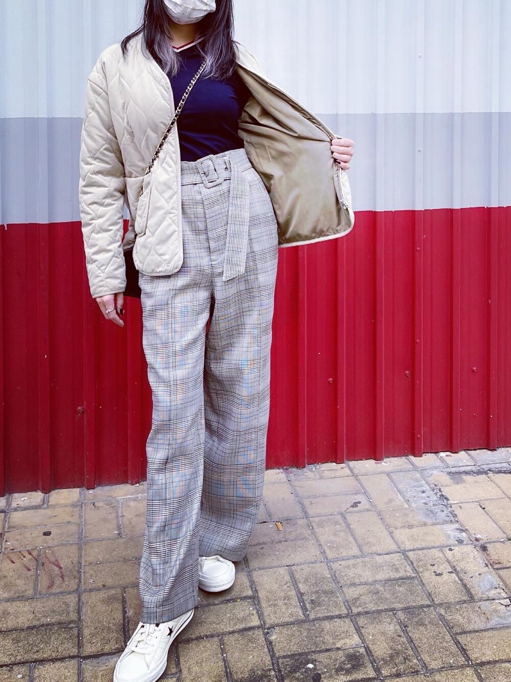 「local design、hkgirl、HKG、HK design、Hong Kong、catalog hk、winter wearing、winter、autumn look」｜「TOM FORDのアイテム（カーディガン/ボレロ、ブルー系）」を使った、Julia Chiuさん（レディース・159cm）の冬コーディネートの1枚目の写真