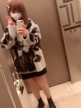 「HARE（ハレ）のフラワーパターンニットプルオーバー(HARE)（ニット/セーター、ホワイト系）」を使った、かりぃーぷぁくぷぁくさん（レディース・167cm）の冬コーディネート