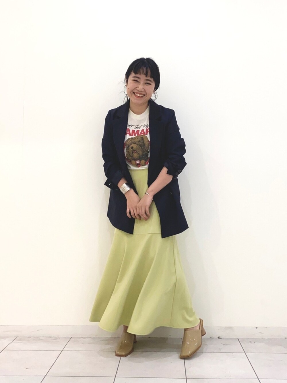 「KBF、KBF+、マーメイドスカート、ジャケットスタイル、サボサンダル、スカート、TEE、ロゴT、低身長、148cm」｜「KBFのダブルロングジャケット（テーラードジャケット、ブルー系）」を使った、IMOKOさん（レディース・148cm）の春コーディネートの1枚目の写真