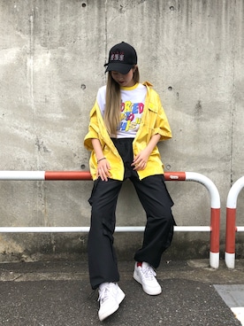「L.H.P（エルエイチピー）のアイテム（カーゴパンツ）」を使った、タニ  リオナさん（レディース・161cm）の春コーディネート