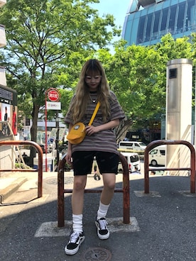 「Little sunny bite（リトルサニーバイト）のLittleSunnyBite/リトルサニーバイト/ロゴショルダーバック（ショルダーバッグ）」を使った、タニ  リオナさん（レディース・161cm）の春コーディネート