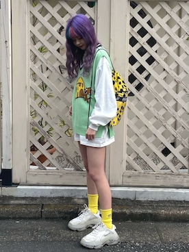 「L.H.P（エルエイチピー）のアイテム（ベスト）」を使った、タニ  リオナさん（レディース・161cm）の冬コーディネート