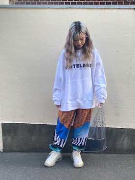 「MCM（エムシーエム）のアイテム（パンツ）」を使った、タニ  リオナさん（レディース・161cm）の春コーディネート