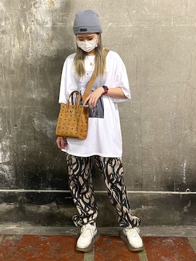 「原宿」｜「アイテム（カーゴパンツ）」を使った、タニ  リオナさん（レディース・161cm）の夏コーディネート