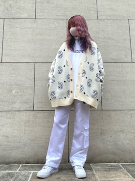 「L.H.P（エルエイチピー）のアイテム（スウェット）」を使った、タニ  リオナさん（レディース・161cm）の冬コーディネート