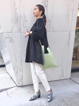 「異素材トップス」｜ELENDEEK STAFFさん（レディース・160cm）の冬コーディネート