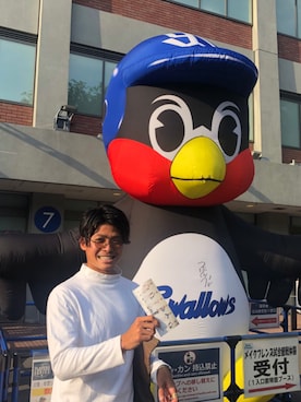 「サーフィン」｜「アイテム（アクセサリー）」を使った、Junichiさん（メンズ・173cm）の春コーディネート