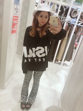「SpRay PREMIUM（スプレイプレミアム）のアイテム（パンツ）」を使った、みきちゃんさん（レディース・156cm）の秋コーディネート