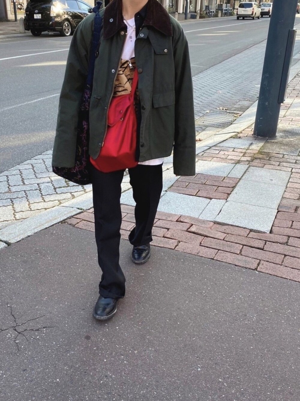 「低身長、オーバーサイズ、古着、used、ootd」｜「Wranglerのアイテム（スラックス、ブラック系）」を使った、mさん（レディース・152cm）の冬コーディネートの1枚目の写真