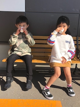 「きょうだいコーデ」｜「アイテム（スウェット）」を使った、こまおさん（レディース・171cm）の秋コーディネート
