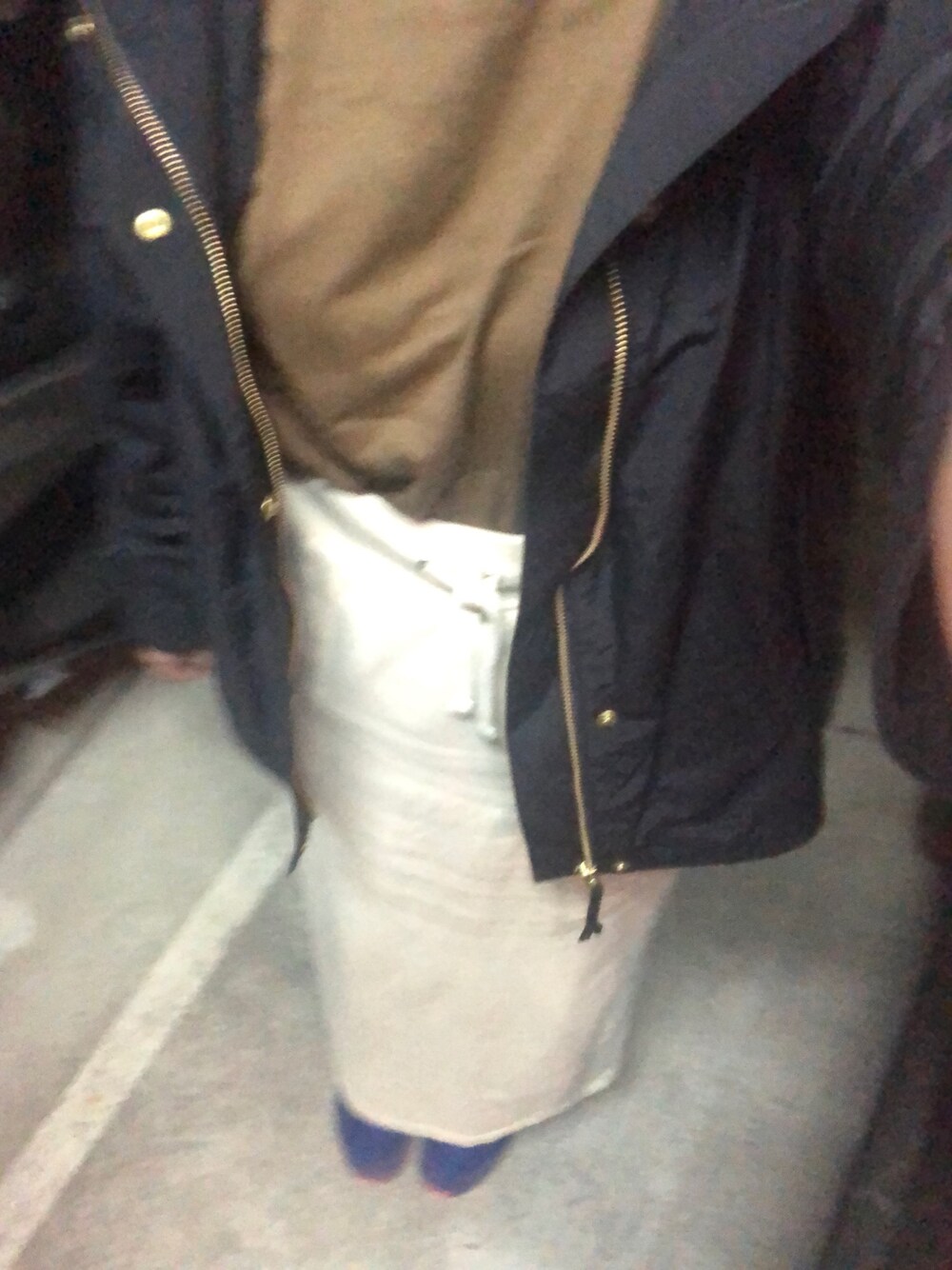 「秋服、マウンテンパーカー、スウェット、UNIQLO、NIKE、スニーカー」｜「NATURAL BEAUTY BASICのマウンテンパーカー（マウンテンパーカー、ブルー系）」を使った、mofuさん（レディース・148cm）の秋コーディネートの1枚目の写真