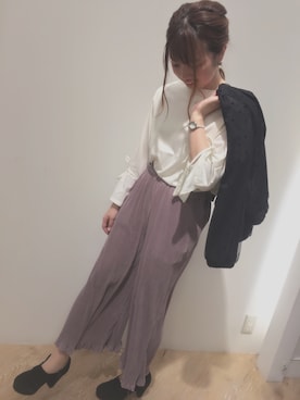 「グレージュ」｜「アイテム（ブルゾン）」を使った、かなみさん（レディース・156cm）の春コーディネート