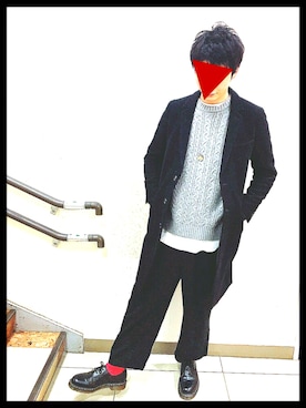 「GOSTAR DE FUGA（ゴスタール ジフーガ）のアイテム（チェスターコート）」を使った、トニオさん（メンズ・180cm）の冬コーディネート