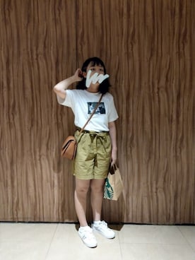 陳以軒さん（レディース・161cm）の夏コーディネート