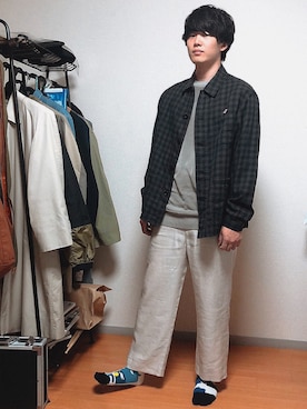 「黒コーデ」｜「アイテム（カバーオール）」を使った、やまね(社会人コーデ)さん（メンズ・169cm）の春コーディネート