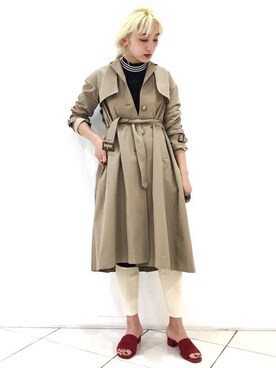 「スリットパンツ」｜「アイテム（トレンチコート）」を使った、箕山さん（レディース・164cm）の冬コーディネート