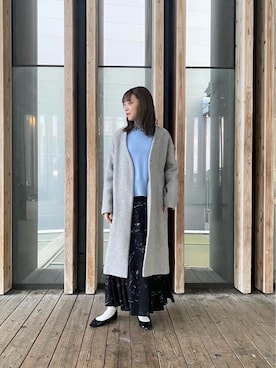 「アイテム（ノーカラーコート、グレー系）」を使った、ルクールブランピオレ姫路店スタッフさん（レディース・167cm）の冬コーディネート