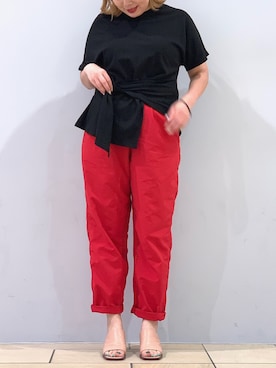 「HOLIDAY（ホリデイ）のアイテム」を使った、五十嵐 あやさん（レディース・160cm）の夏コーディネート