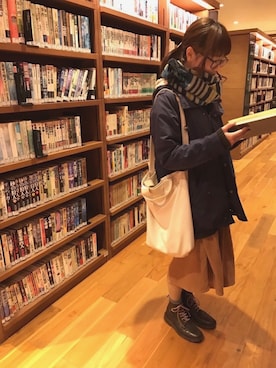 「AS KNOW AS plus（アズノゥアズプラス）のアイテム（ミリタリージャケット）」を使った、アイカワタナベさん（レディース・155cm）の冬コーディネート