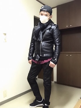 「タイト」｜「アイテム（ライダースジャケット）」を使った、一成さん（メンズ・168cm）の春コーディネート