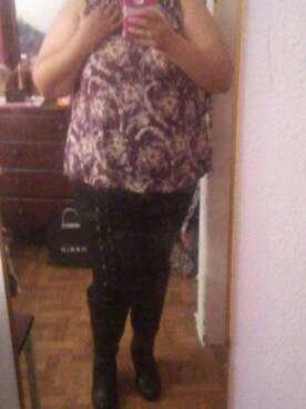 「Torrid（トリッド）のアイテム」を使った、Nazareth Ibarraさん（レディース・165cm）の秋コーディネート