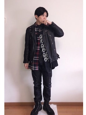 「Alexander McQueen（アレキサンダーマックイーン）のアイテム（パンツ）」を使った、Sebastian yangさん（メンズ・172cm）の春コーディネート
