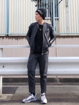 「GOSTAR DE FUGA（ゴスタール ジフーガ）のアイテム（ジャケット/アウター）」を使った、Sebastian yangさん（メンズ・172cm）の冬コーディネート