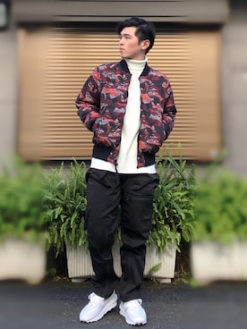 「FLAGSTUFF（フラグスタフ）のアイテム（パンツ）」を使った、Sebastian yangさん（メンズ・172cm）の冬コーディネート