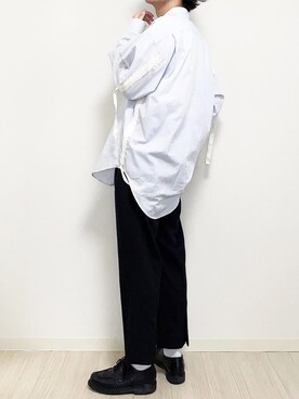 「スリット」｜「アイテム（その他シューズ）」を使った、reposukeさん（メンズ・173cm）の冬コーディネート