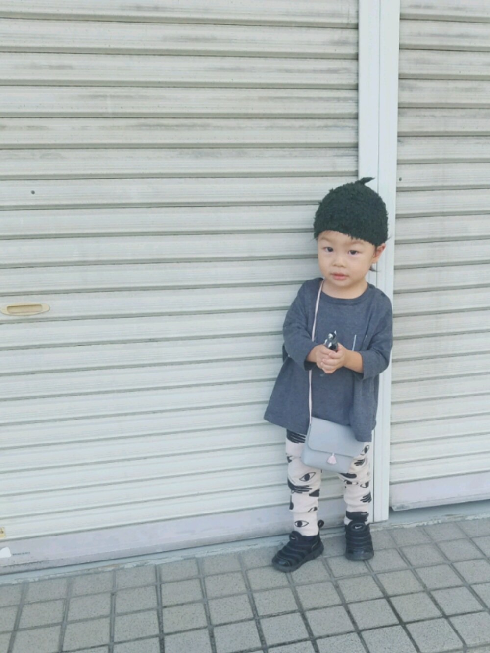 「休日スタイル、kids、秋コーデ、2歳、男の子、カジュアル、モケニット、cokitica、nunuforme、arkakama」｜「cokiticaのアイテム（帽子、グリーン系）」を使った、xxnaoxxさん（キッズ・120cm）の秋コーディネートの1枚目の写真