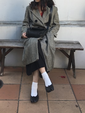 「メゾンマルジェラ」｜「アイテム（チェスターコート）」を使った、Miho Katsumaさん（レディース・157cm）の冬コーディネート