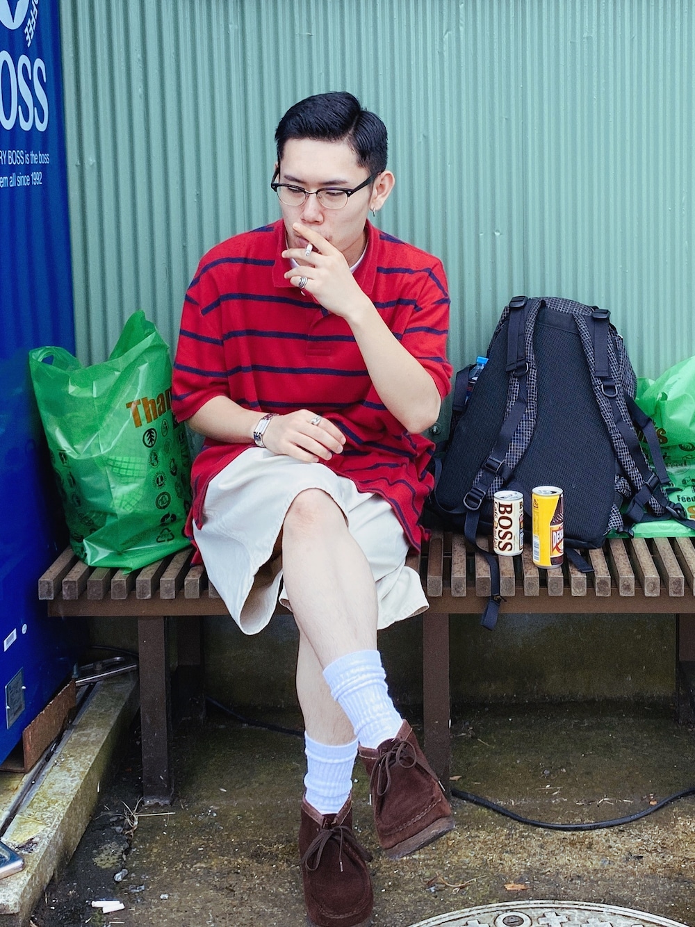 「stussy、GIVENCHY、Polo Ralph Lauren、clarks」｜「POLO RALPH LAURENのアイテム（ポロシャツ、レッド系）」を使った、薬局さん（メンズ・169cm）の秋コーディネートの1枚目の写真