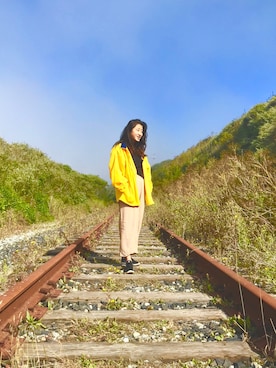 「pants」｜「アイテム（ジャケット/アウター）」を使った、Amberly Xieさん（レディース・170cm）の夏コーディネート