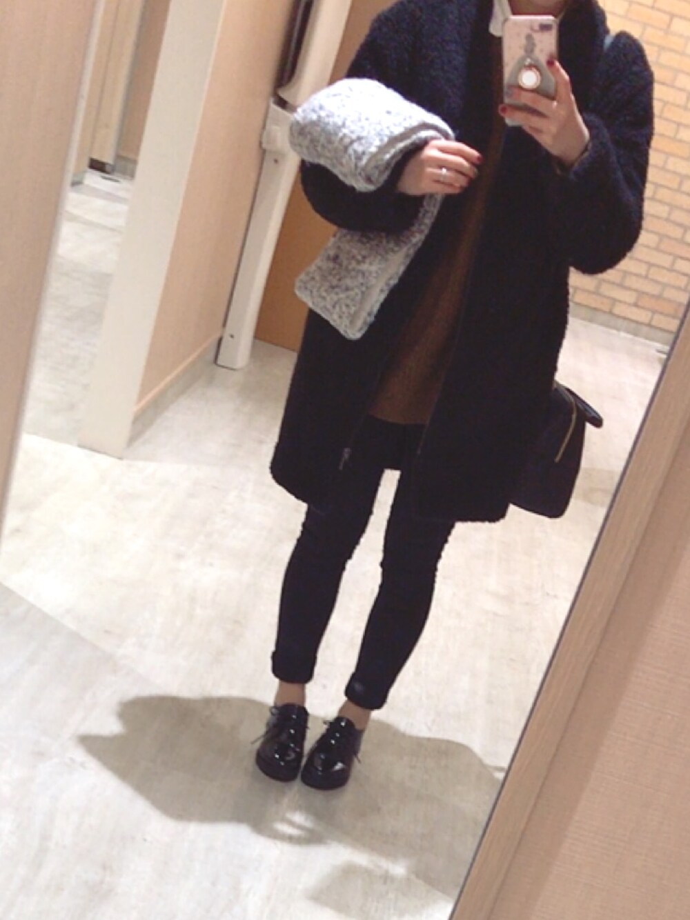「UNIQLOのアイテム（ジャケット/アウター、ブラック系）」を使った、ä.さん（レディース・151cm）の冬コーディネートの1枚目の写真