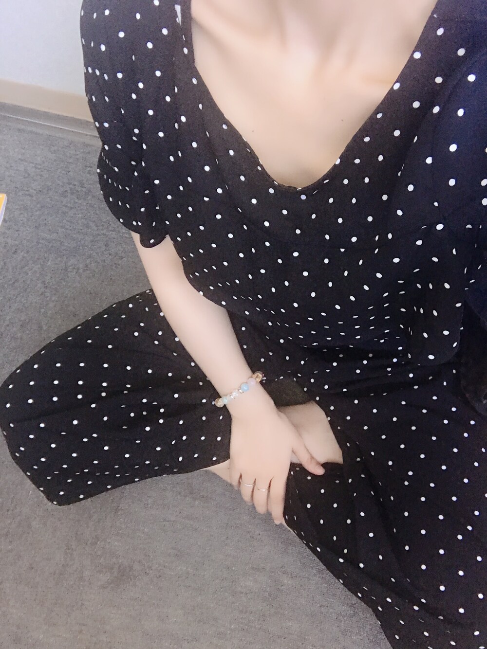「ドット」｜「GUのアイテム（トップス、ブラック系）」を使った、ä.さん（レディース・151cm）の夏コーディネートの1枚目の写真