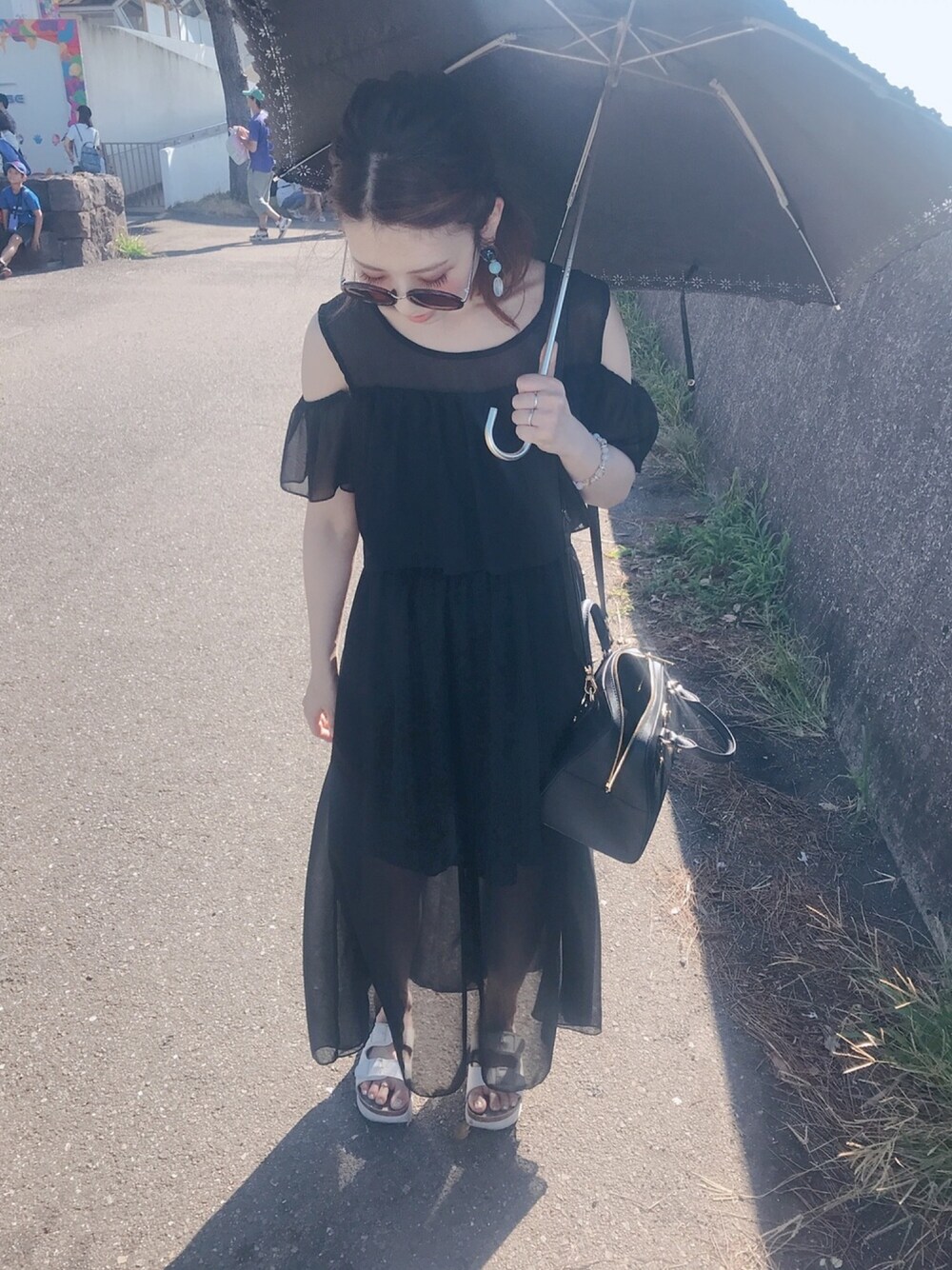 「153cm、ワンピース、デート、シーパラ、夏コーデ、shoplist」｜「FeltMagliettaのアイテム（ワンピース、ブラック系）」を使った、ä.さん（レディース・151cm）の夏コーディネートの1枚目の写真