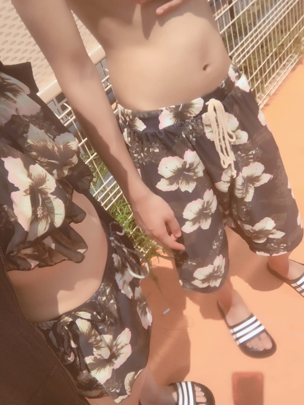 「夏、プール、ペアルック、サマーランド、水着」｜「SHOPLISTのアイテム（水着、ブラック系）」を使った、ä.さん（レディース・151cm）の夏コーディネートの1枚目の写真