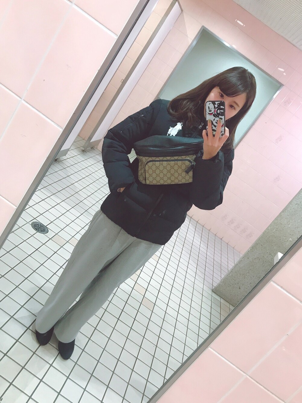 「忘年会」｜「POLO RALPH LAURENのアイテム（ダウンジャケット/コート、ブラック系）」を使った、さとこさん（レディース・156cm）の冬コーディネートの1枚目の写真