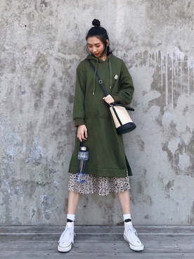 「5（ファイブ）のアイテム（パーカー）」を使った、Harunaさん（レディース・173cm）の冬コーディネート