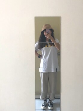 「5（ファイブ）のアイテム（帽子）」を使った、林筠庭さん（レディース・150cm）の秋コーディネート