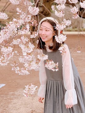 「日系极简」｜「アイテム（ジャンパースカート）」を使った、つきの うさぎさん（レディース・162cm）の春コーディネート