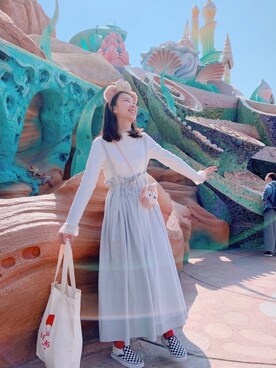 「BEAMS（ビームス）のアイテム（クラッチバッグ）」を使った、つきの うさぎさん（レディース・162cm）の春コーディネート