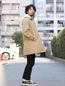 「coenスタッフスタイリング」｜「アイテム（ステンカラーコート）」を使った、coenえいちゃんさん（メンズ・175cm）の春コーディネート