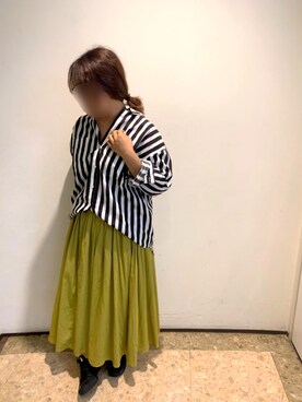 「Libra Cue（リブラ キュー）のアイテム（スカート）」を使った、enenkaさん（レディース・156cm）の秋コーディネート