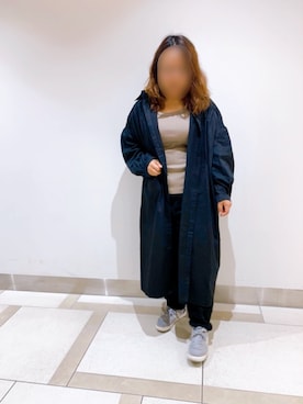 「アイテム（シャツワンピース、ブラック系）」を使った、enenkaさん（レディース・156cm）の秋コーディネート