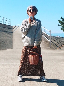 「AZUL by moussy（アズールバイマウジー）のアイテム（ニット/セーター、グレー系）」を使った、KAZUMIさん（レディース・158cm）の冬コーディネート