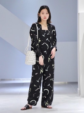 葛山桃子さんのコーディネート
