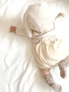 「消えそうな色コーデ」｜「アイテム（帽子）」を使った、kuruさん（キッズ・70cm）の冬コーディネート