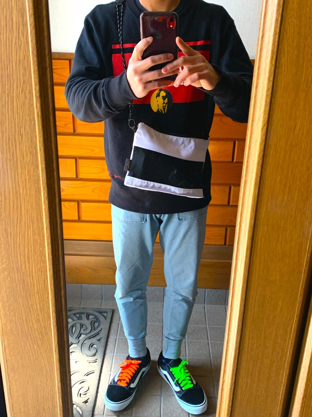 「休日スタイル、ラフ、GU、UNIQLO、春コーデ、VANS、今日のコーデ」｜「GUのアイテム（ポーチ、ホワイト系）」を使った、TaTsukiさん（メンズ・155cm）の春コーディネートの1枚目の写真